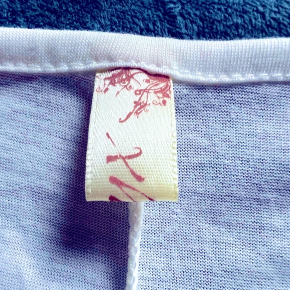 HYX long flowy top - Picture 3 of 3